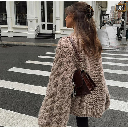 Loose Twist Knitted Sweater Pullover Women Oversize O-neck Long Batwing Sleeve Female Pullovers 2025 Autumn Winter Lady Sweaters