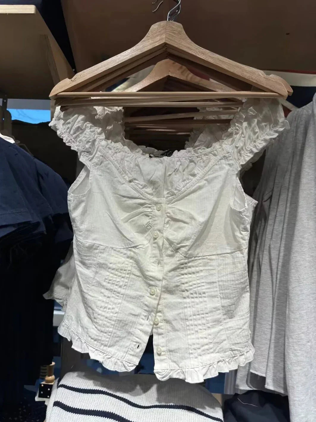 Ruffles White Basic Blouse Top for Woman Folds Single Breasted Sleeveless Tank Tops Casual Cotton Vest Y2k Sweet Camisole