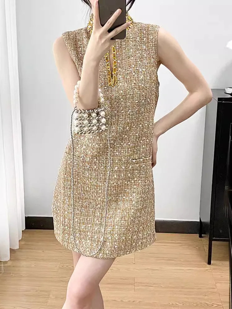 Elegant Tweed Beaded Stand Vest Dress Fashion Gold Hollowed Out Sleeveless Short Dresses Women 2025 New Spring Summer A8299