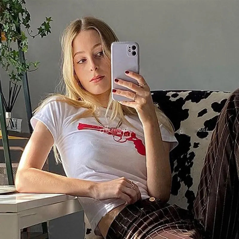 Y2K European and American Street Women’s Pistol Funny Print Short Naked T-shirt Fashion Slim Fit Casual Top