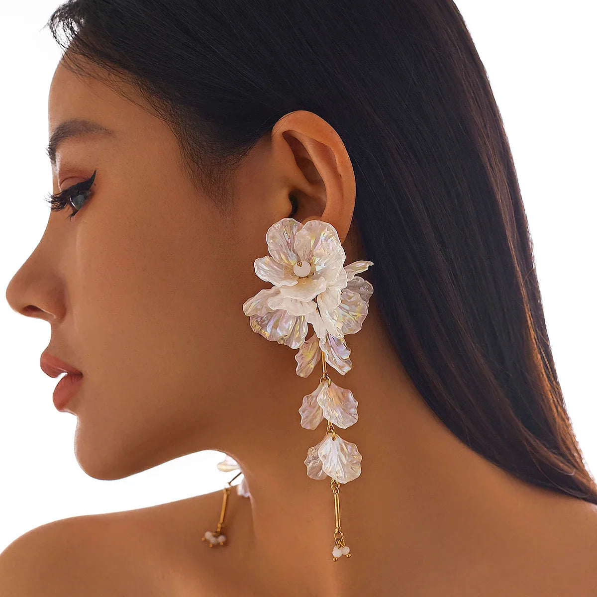 Sanai Earrings