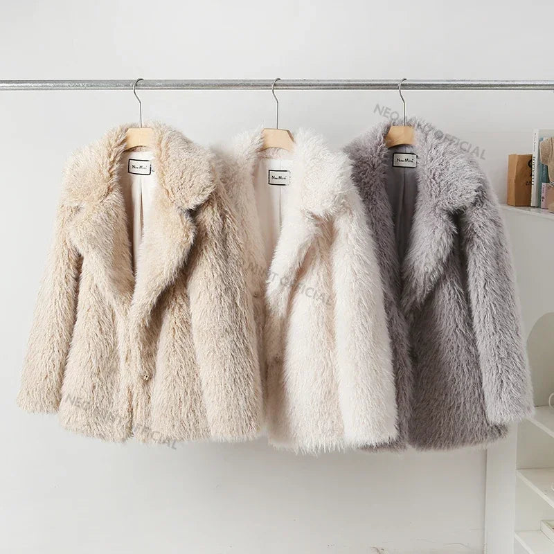 Winter  Exclusive Lapel Collar Long Teddy Jacket Coat Women Chic Brand Fashion Cozy Padded Faux Fur Coats Outerwear