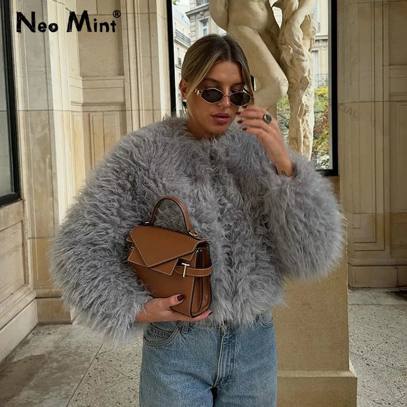 Exclusive  Winter Ins Hot Brand Blogger Fashion Fuzzy Cropped Faux Fur Women Chic Streetwear Girls Lamb Fur Jacket
