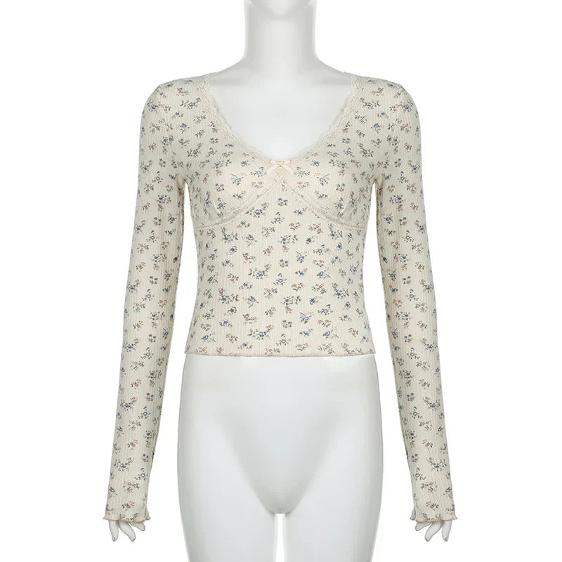 Voguable French Style Floral Print Knitted Tops Beige Color Lace Stitching V-neck Milkmaid T-shirt Cute Coquette Tees Y2K