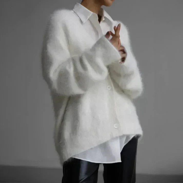 Women's Buttoned Cardigan | Ideal for All Seasons