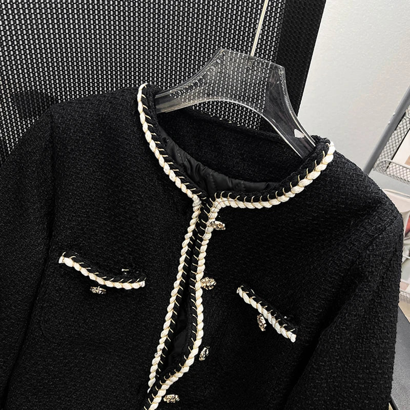 Vintage Black Tweed Jacket Women Cropped Quilted Coat Elegant Commute Blazer Winter Ladies Korean Thicken Short Outerwear