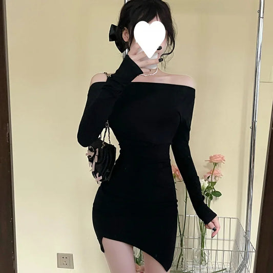 Women y2k Dress Solid Color Off Shoulder Long Sleeve Asymmetrical Hem Bodycon Mini Dress Going Out Club Party Dresses