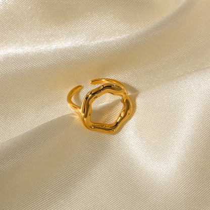 Sculpted Wave Gold Ring