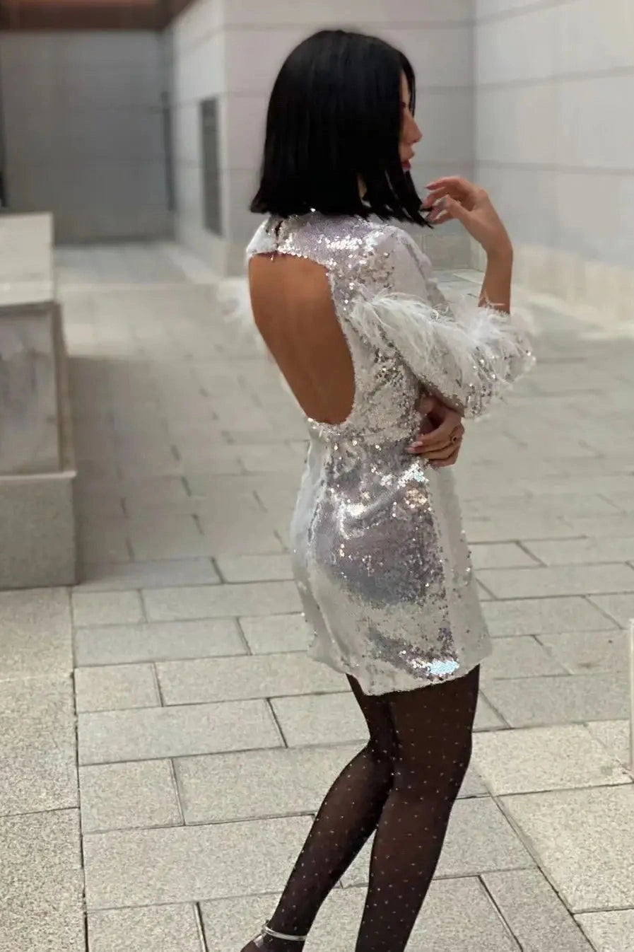 Elegant Slim Fit Mini Dress with Long Sleeves