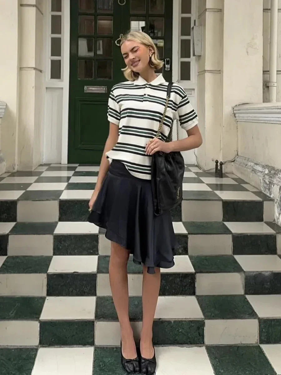Striped Contrast Short Sleeve T-shirt Women Buttons Turndown Collar Tee Shirt Spring New Streetwear Vintage Chic Top Tees 2025