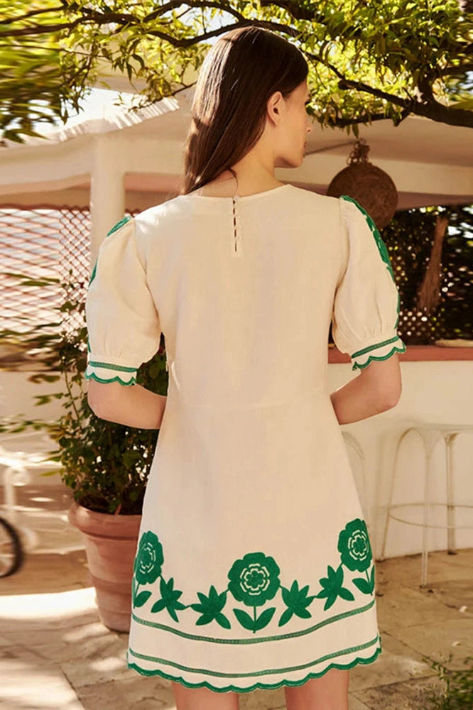 Short Sleeve Mini Dress with O-Neck and High Waist