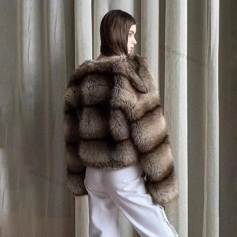 Winter Warm Fluffy Faux Fur Coat Women Softly Warm Furry Fox Fur Outerwear Jacket High Quality Brand Overcoats