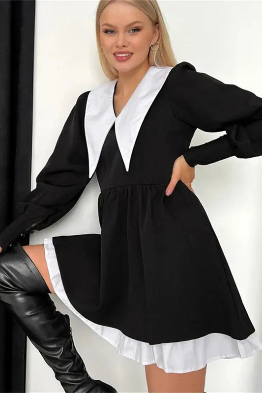 Vintage Mini Dress with Turn-Down Collar