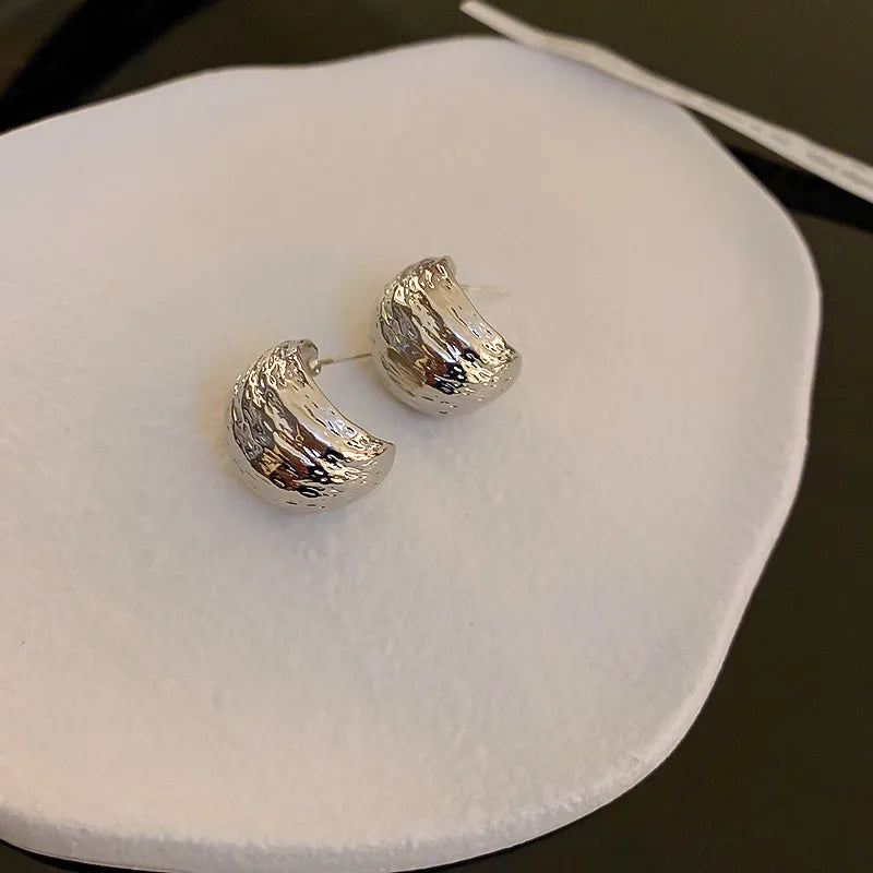 Simple Women Rock Smooth Small Metal Peas Punk Party Valentine's Day Bijoux Earring