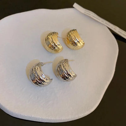 Simple Women Rock Smooth Small Metal Peas Punk Party Valentine's Day Bijoux Earring
