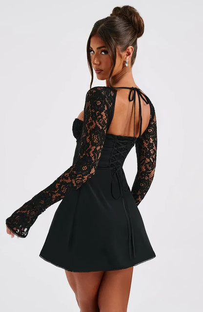 Minivestido informal de mujer con encaje y lazo | Ideal para primavera/verano