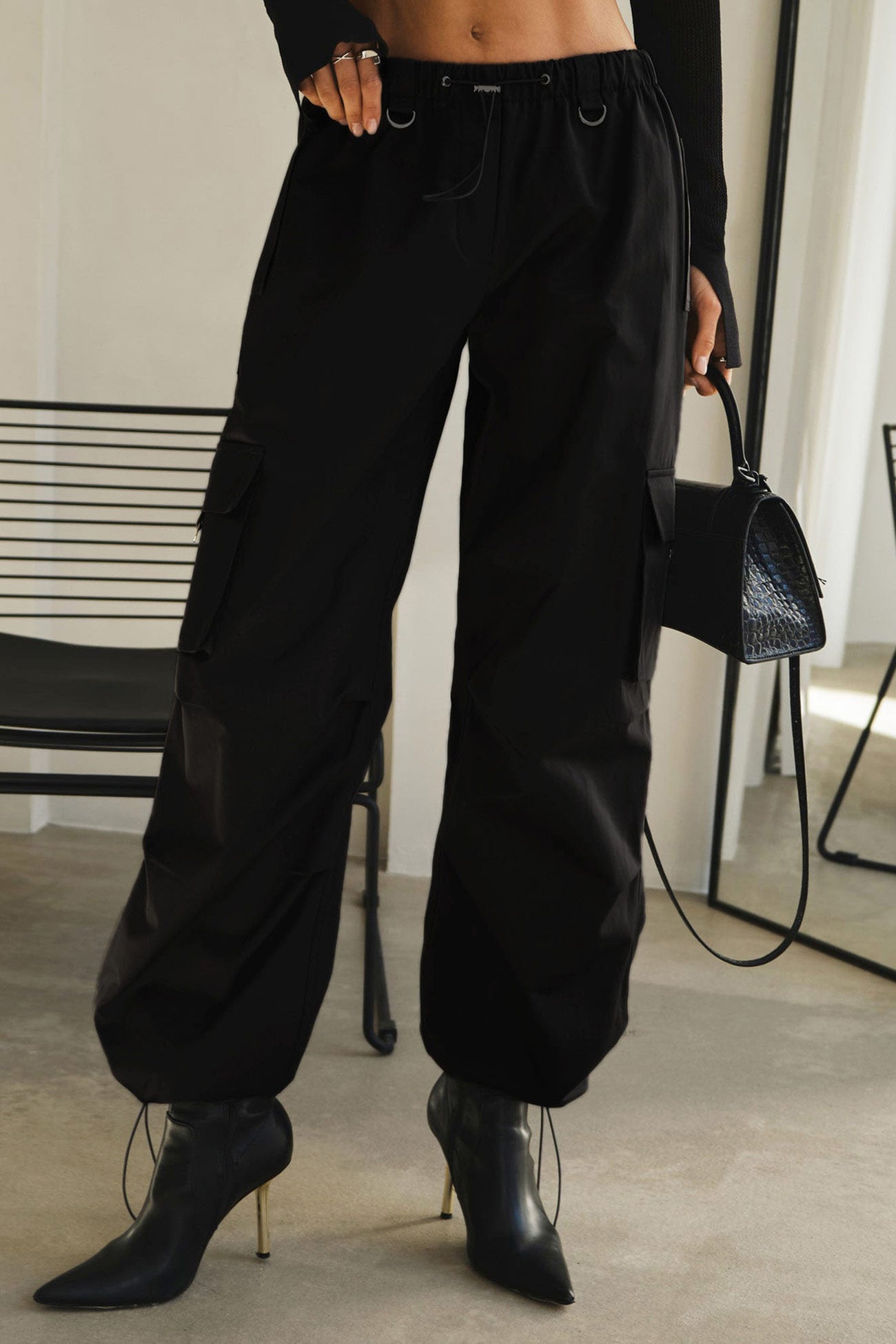 Solid Drawstring Large Pocket Cargo Pants