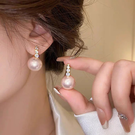South Fashion New Light Luxury Simple Classic Pearl Women Birthday Party Gift Stud Earring
