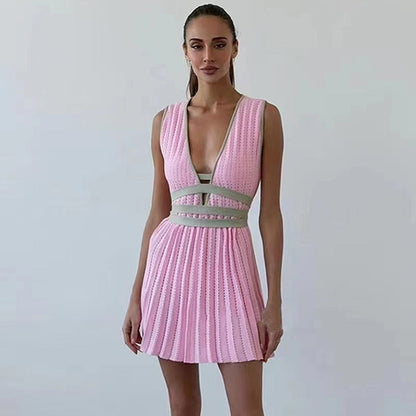 Effortless Pleated Knit Dress with Timeless Appeal