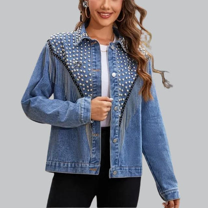 Chaqueta vaquera elegante con flecos y tachuelas | Ideal para el otoño
