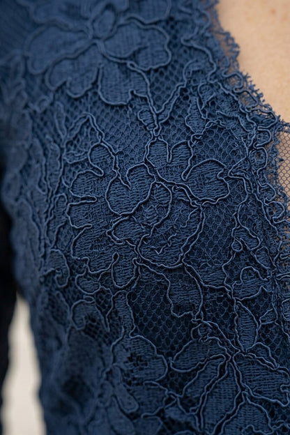 V Neck Long Sleeve Lace Bodycon Midi Dress
