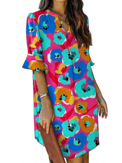 A-Line V-Neck Women'S Dress With Ruffle Sleeves And Floral Print On A Three-Quarter Sleeve Skirt Or
Trendy Loose Ruffle Sleeve Dress With V-Neck And A-Line Skirt In Floral Print