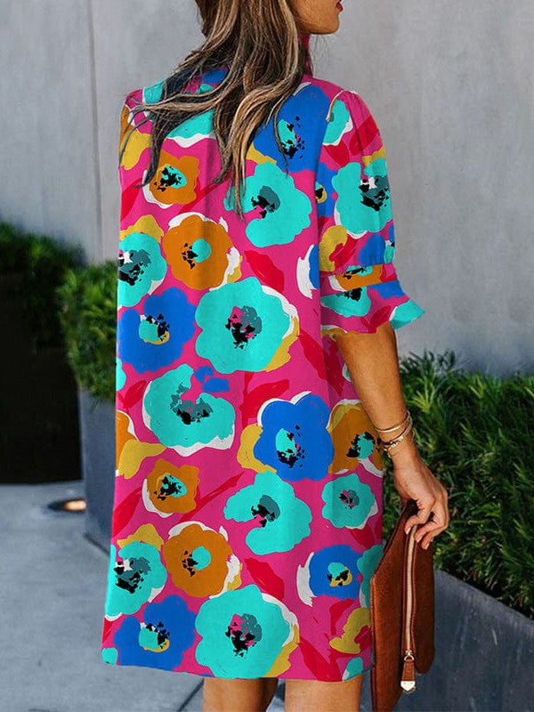 A-Line V-Neck Women'S Dress With Ruffle Sleeves And Floral Print On A Three-Quarter Sleeve Skirt Or
Trendy Loose Ruffle Sleeve Dress With V-Neck And A-Line Skirt In Floral Print