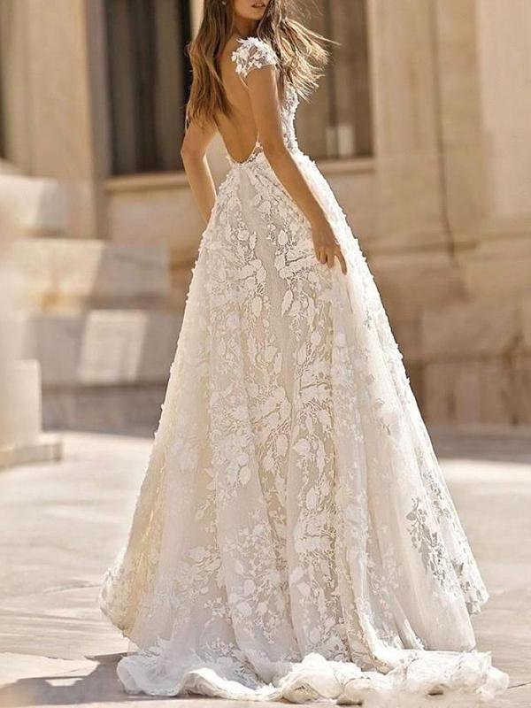 A-Line/Princess Sweep/Brush Train V-neck Applique Tulle Short Sleeves Wedding Dresses for Women
