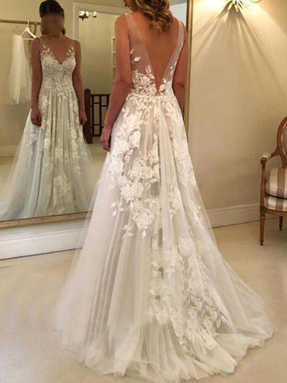 A-Line/Princess Sweep/Brush Train V-neck Sleeveless Applique Tulle Wedding Dresses for Women