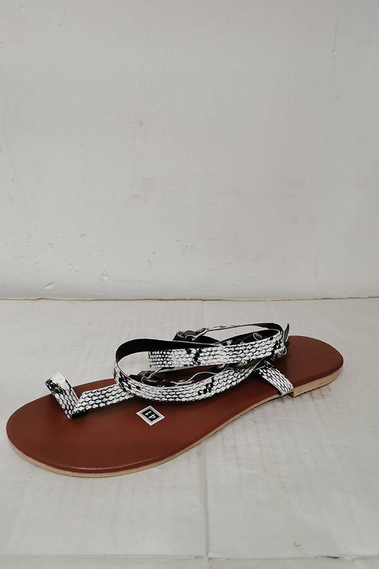 Stylish Round-toe Sandals Featuring A Snakeskin Print and Crisscross Straps.