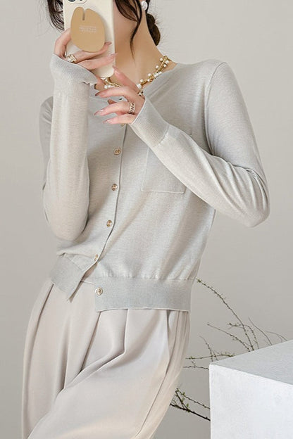 Crew-Neck Single-Row Pocket Knit Cardigan