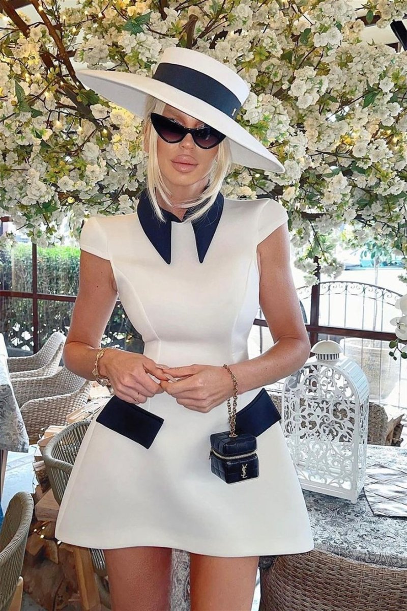Vestido mini de poliéster con mangas cortas en contraste Adela