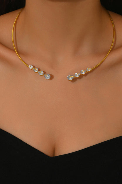 Fashionable Teardrop-shaped Zircon Copper Coil Open Necklace