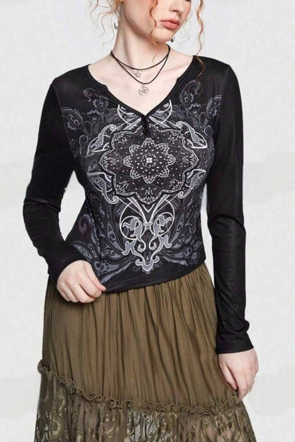 V-Neck Mesh Raglan Floral Knit Top