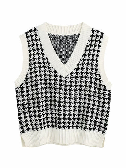 Age Reduction V-Neck Sleeveless Twist Knit Waistcoat Women for Women