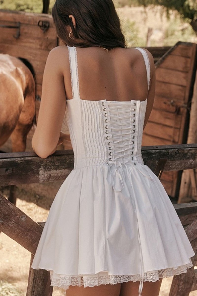 Vestido mini abullonado con corsé de encaje Agnes