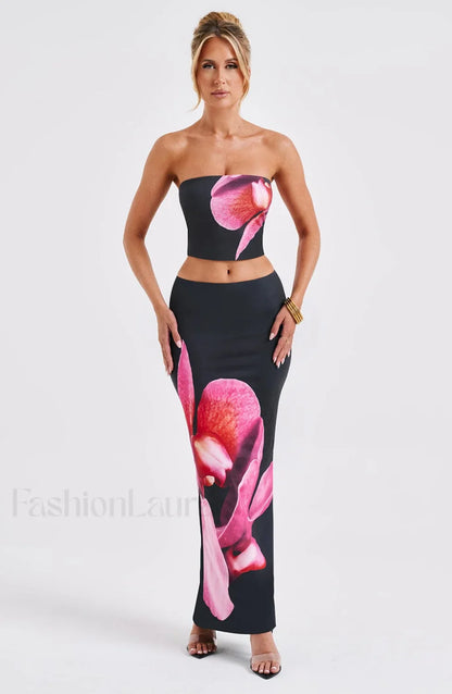 Allegra Maxi Skirt Trendy - Black Floral Print