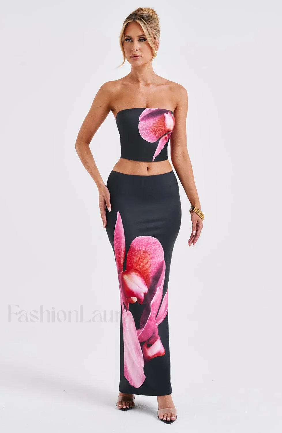 Allegra Top - Trendy Black Floral Print