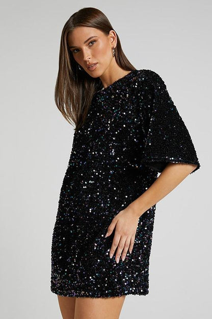 Minivestido sin espalda con lentejuelas de Alma