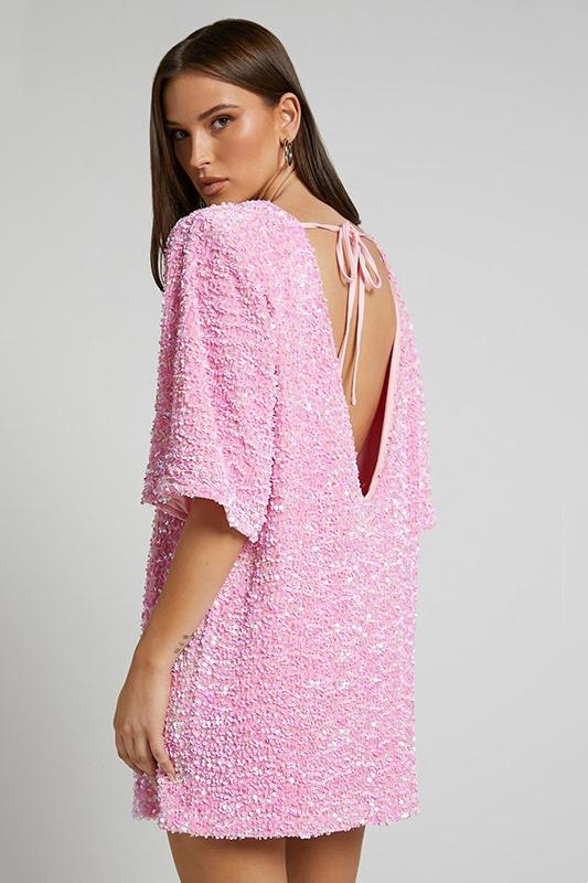 Minivestido sin espalda con lentejuelas de Alma