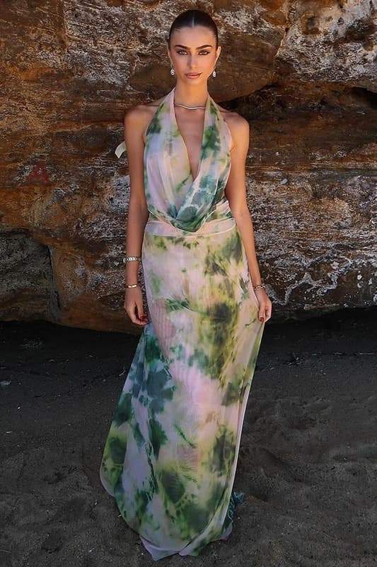 Vestido largo con cuello halter estampado Antonia
