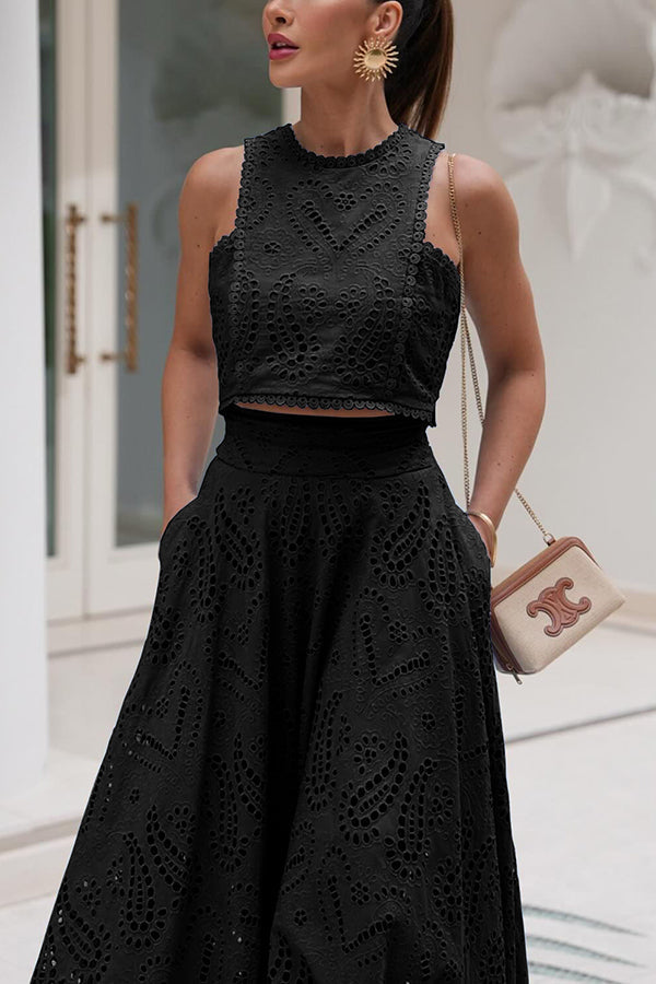 Paris Dreaming Embroidered Lace High Rise Elastic Waist Pocketed Maxi Skirt 