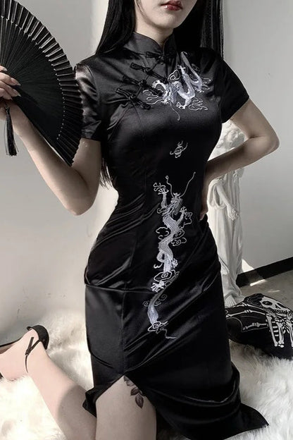 Dark Retro Disc Buckle Embroidered Slim Maxi Dress