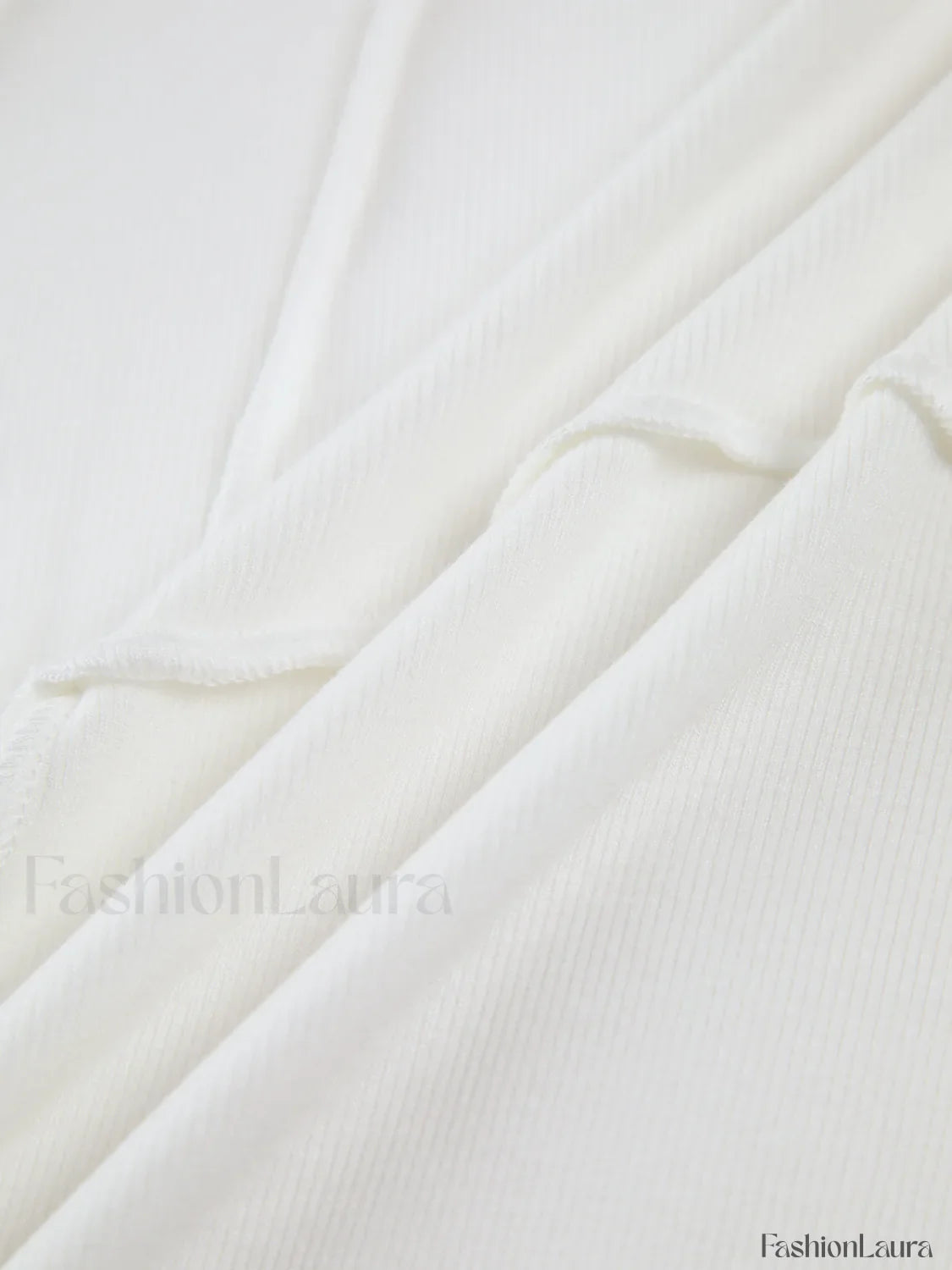 Basic Piping Graceful Long Sleeve Top