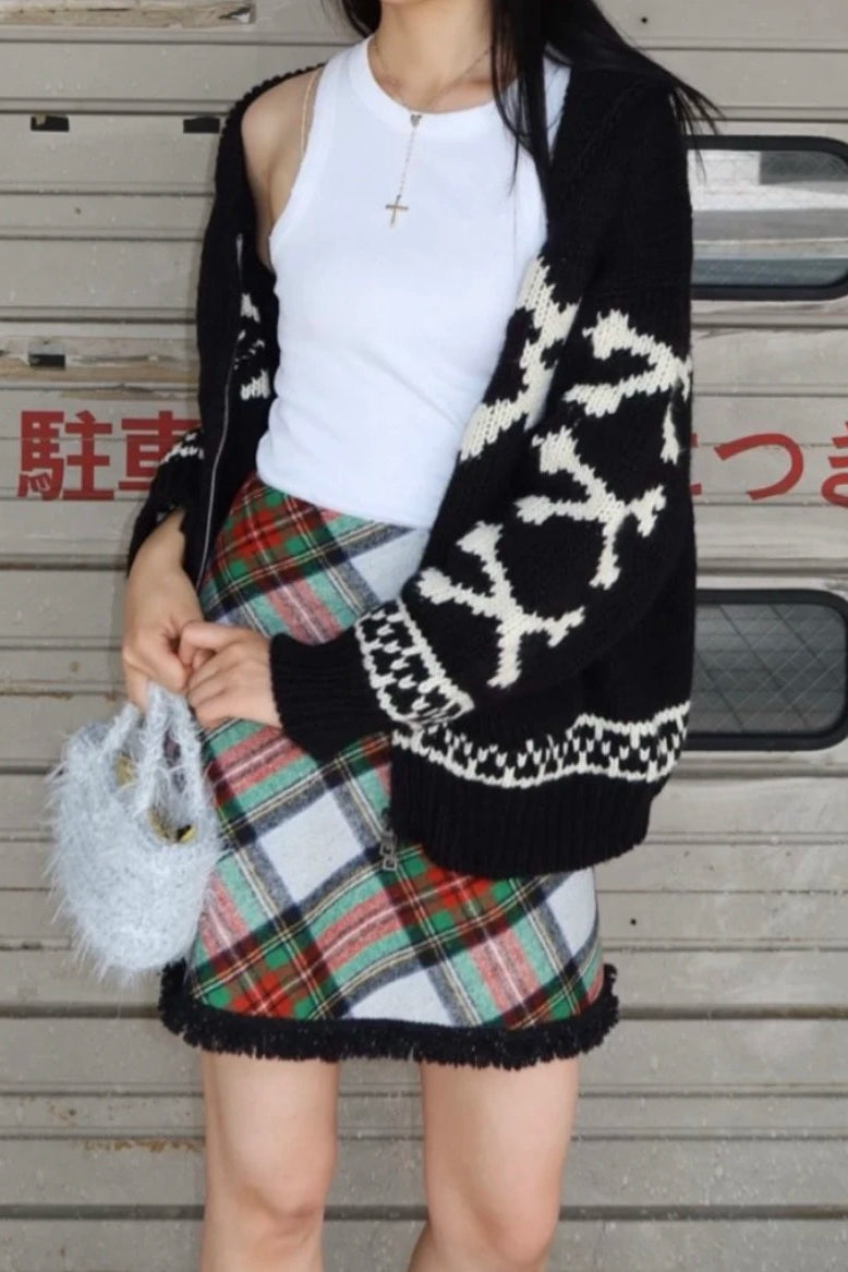 Vintage Punk Skull Thick Knit Women's Sweater