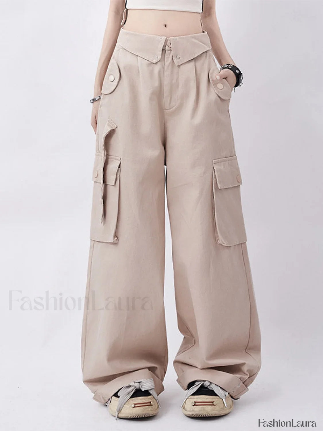 Buttoned High Waisted Cargo Pants