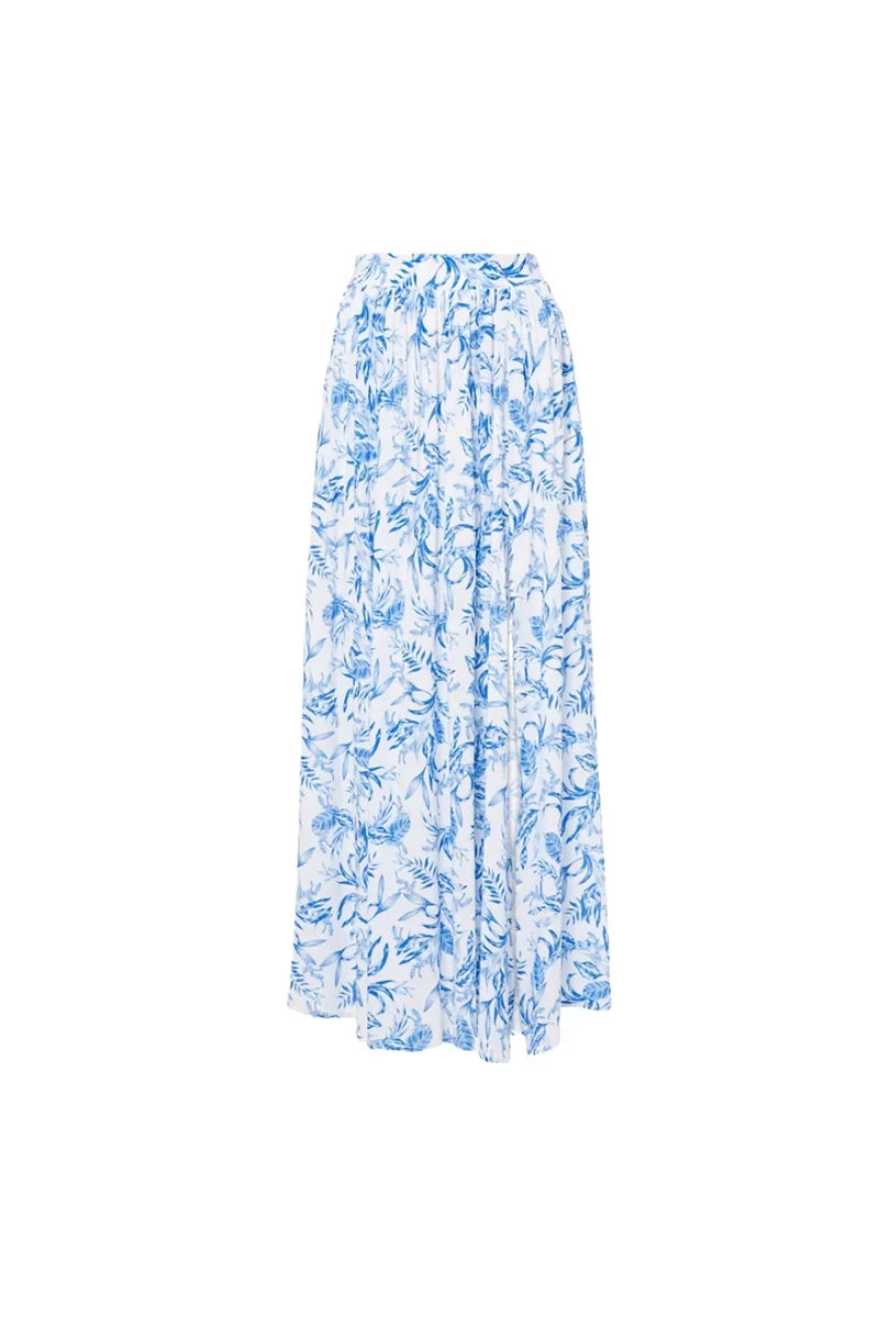 Conjunto azul de un solo hombro con estampado floral fresco