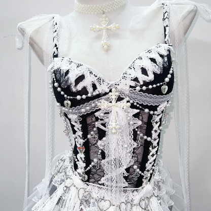 Sweetheart neck beaded lace hem ruffle cami top  | Festival Outfits Women
