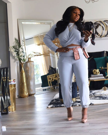 Conjunto de dos piezas de top y pantalones de manga larga cruzados de talla grande para mujer
