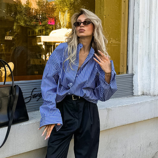 Blusa informal de manga larga con botones y rayas azules para mujer